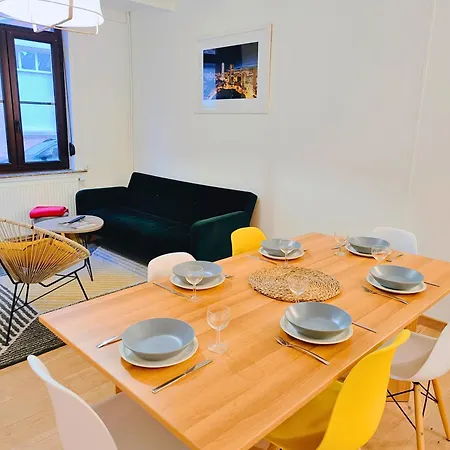 Hébergement de vacances Maison Familiale Avec Terrasse Pour 7 Personnes Lambersart