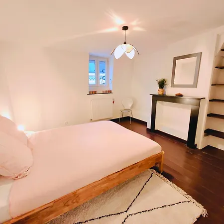 Holiday home Maison Familiale Avec Terrasse Pour 7 Personnes *